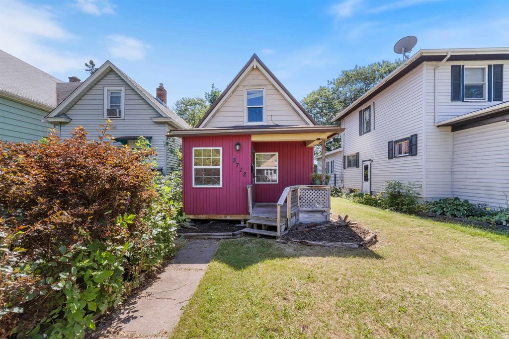 3712 W 4th St, Duluth