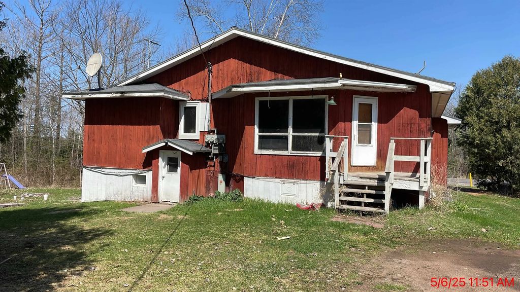6407 S Tuff Rd, Superior
