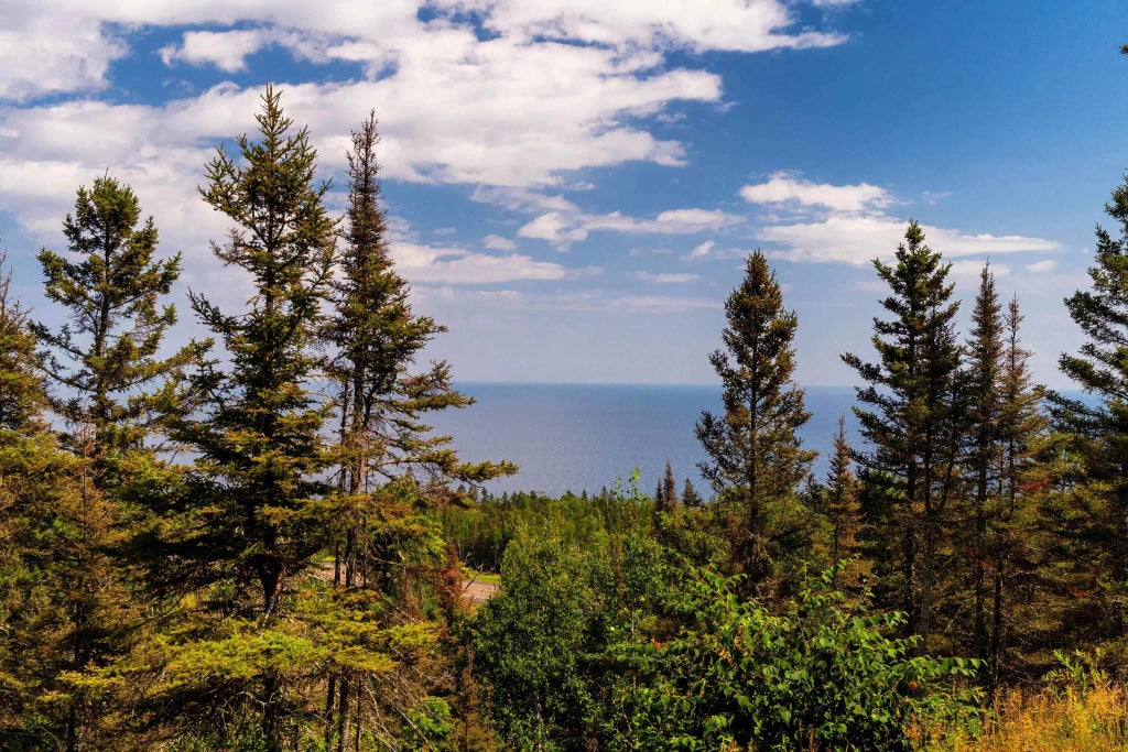 5731 Illgen Pines Rd, Silver Bay