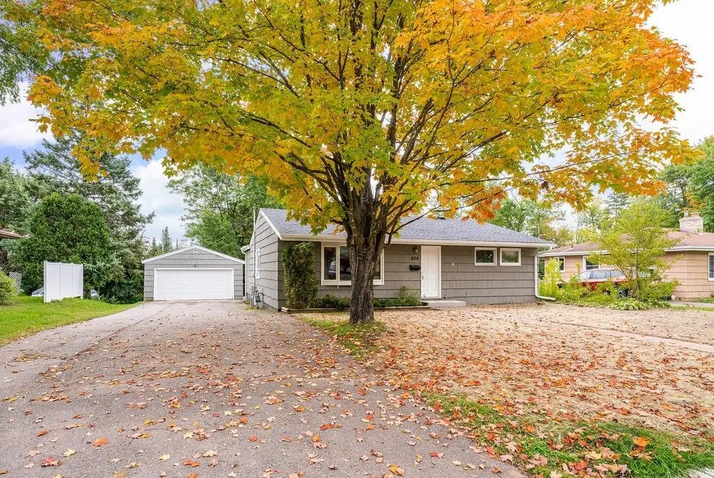 604 24th St, Cloquet