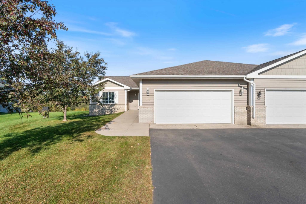 420 Briggs Creek Ln 420, Cloquet