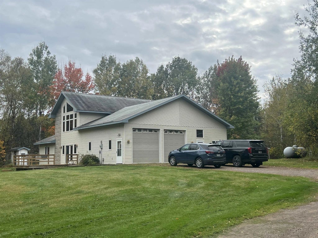 1680 Big Lake Rd, Cloquet
