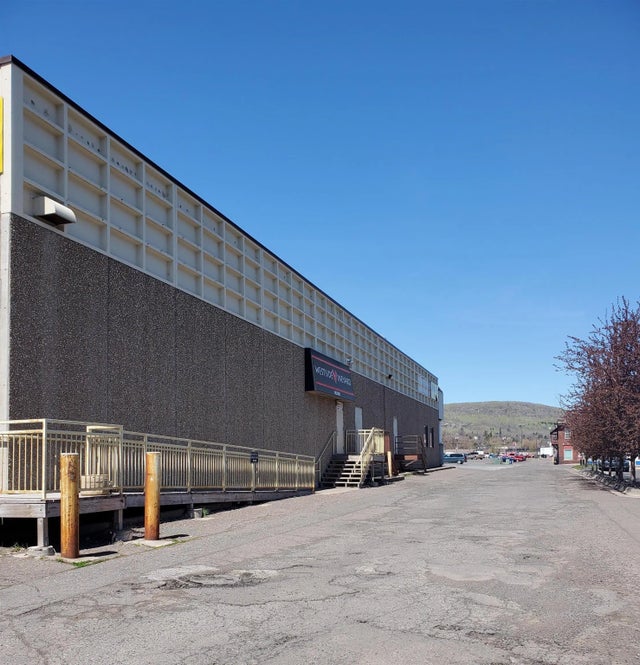 215 N Central Ave, Duluth