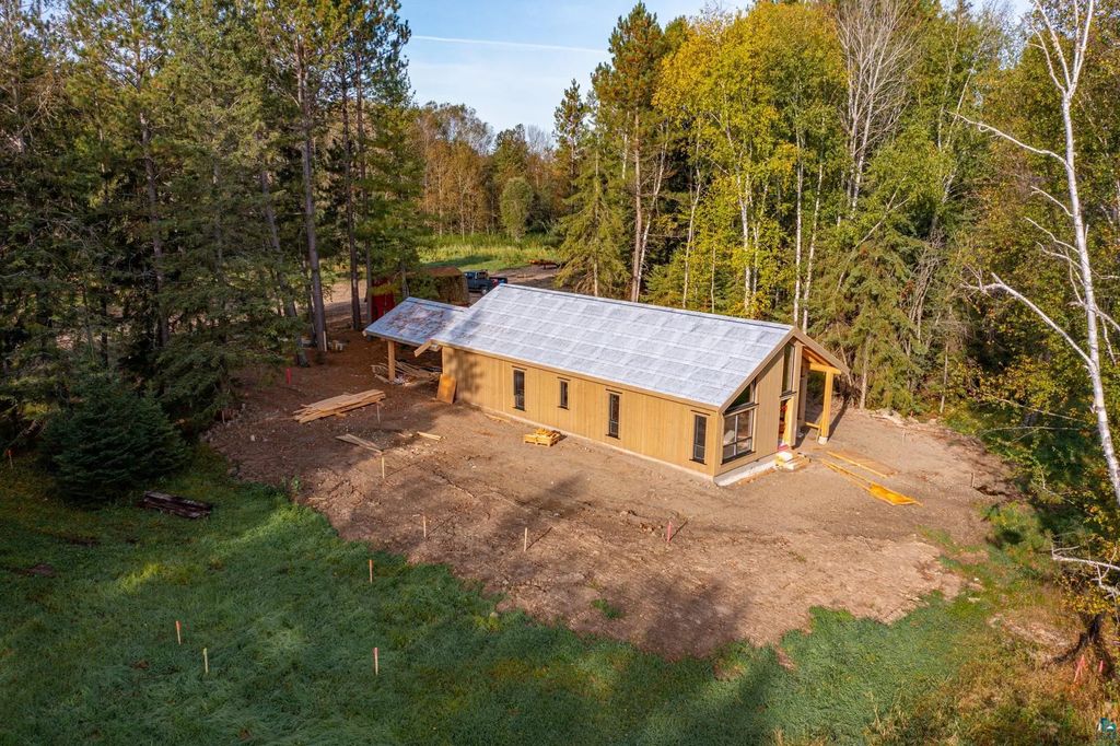 105 Marjo Dr 3 Br, Tower
