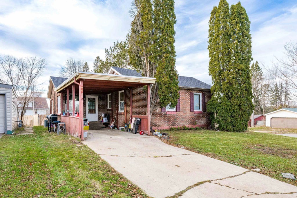 401 Memorial Dr, Buhl