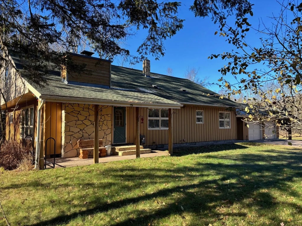 9595 E County Rd A, Solon Springs