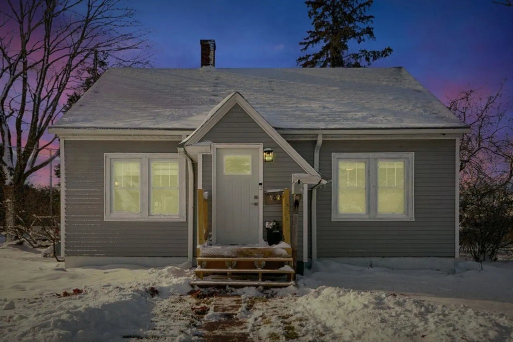 1023 14th Ave W, Ashland