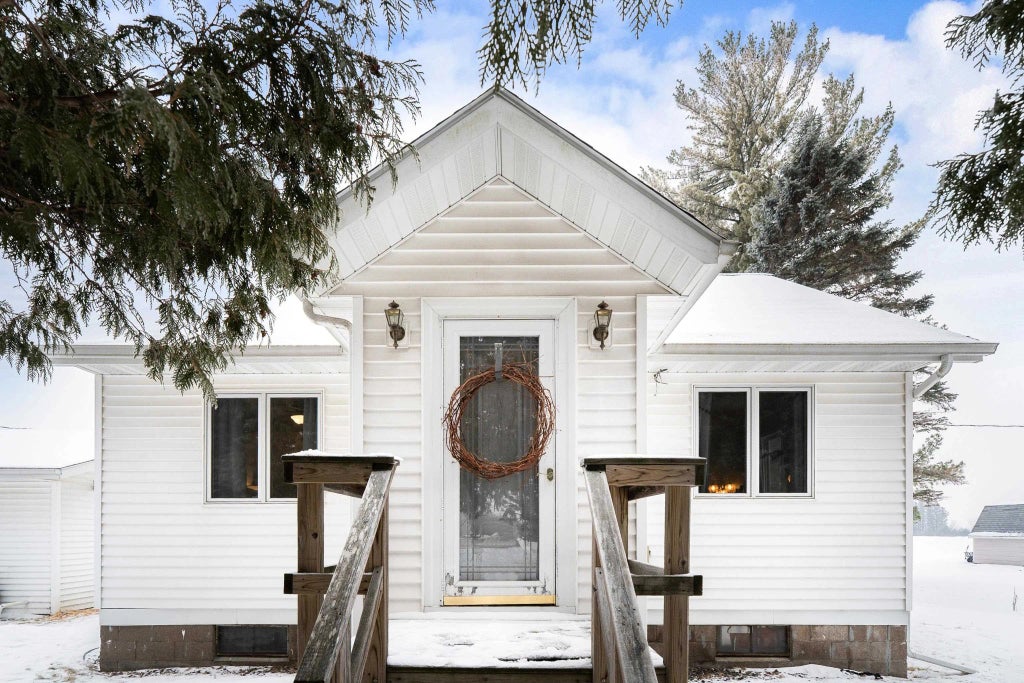 9964 Hwy 133, Meadowlands