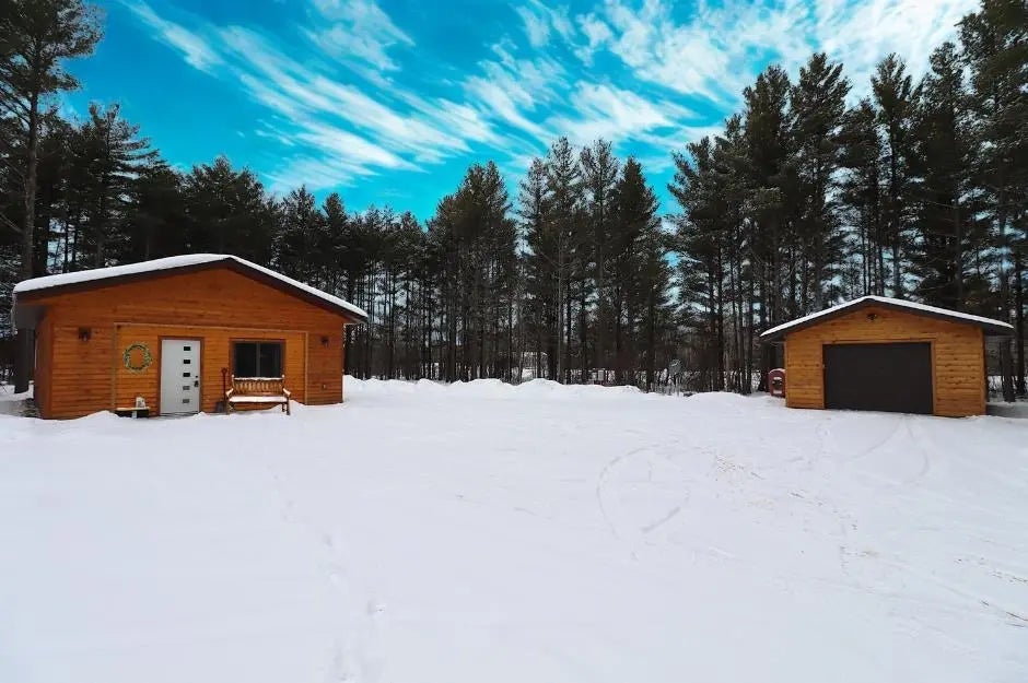 62543 Hegstrom Rd, Ashland