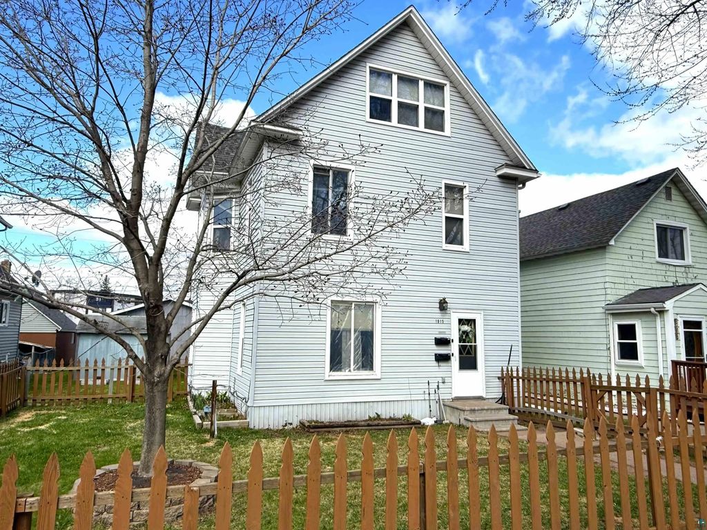 1915 Wisconsin Ave, Superior