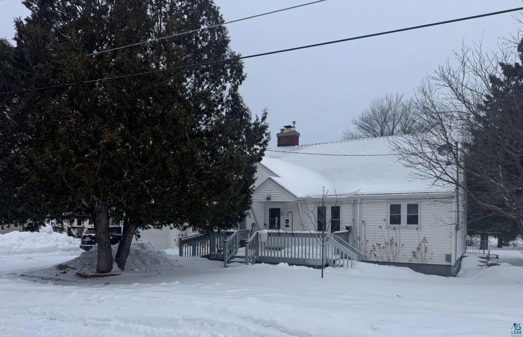 2231 Selmser Ave, Cloquet