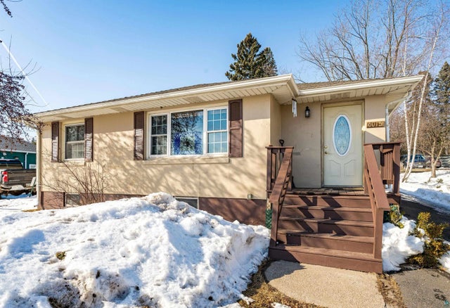 6015 E Superior St, Duluth