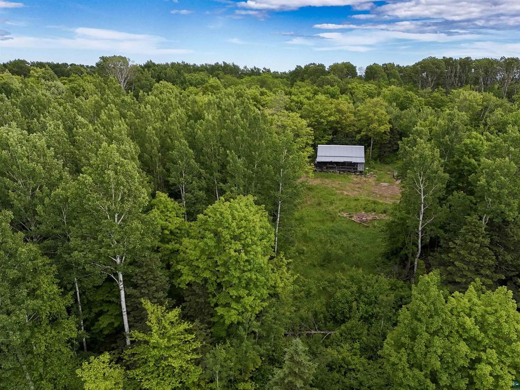 728 Caspers Hill Rd, Grand Marais