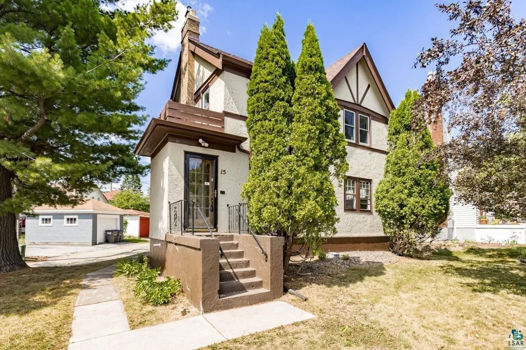 15 Snelling Ave, Duluth