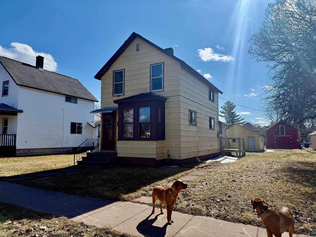 711 3rd Ave W, Ashland