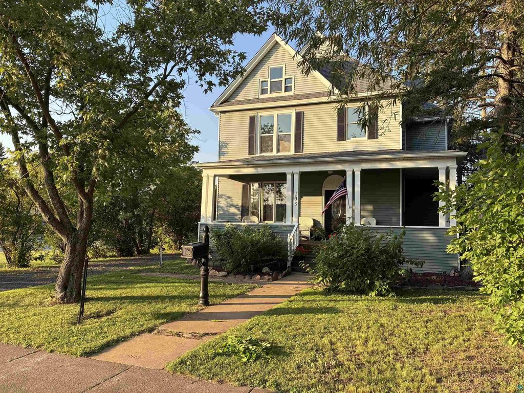 103 E 7th St, Superior