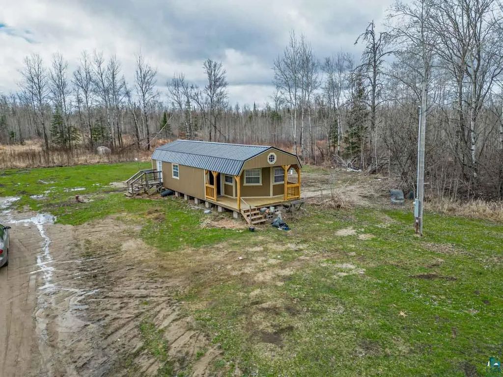 11448 Hwy 22, Angora