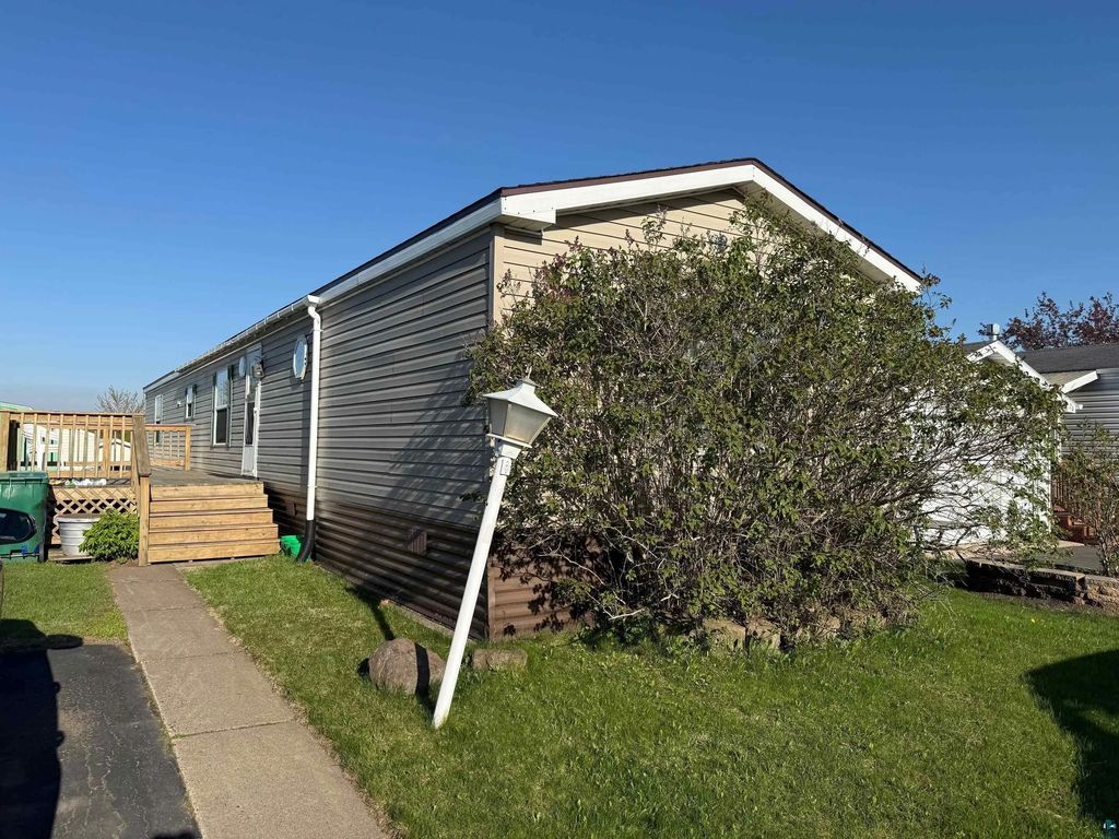 22 Elder Dr, Duluth