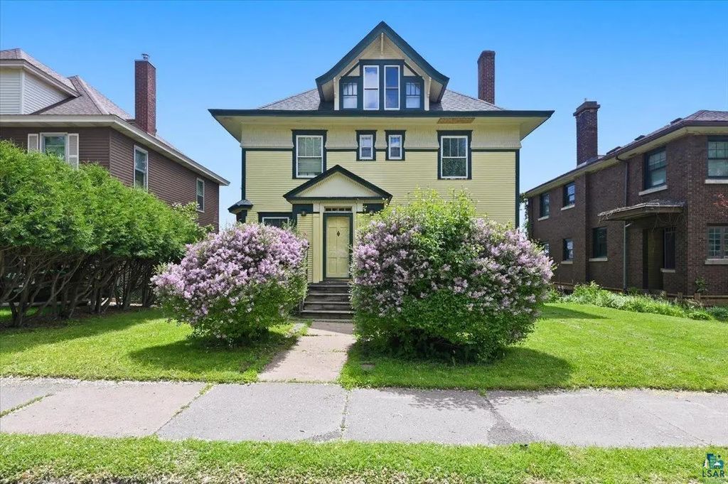 1818 E 3rd St, Duluth