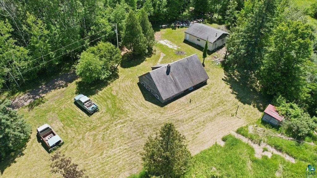 1455 E Mikelson Rd, Foxboro