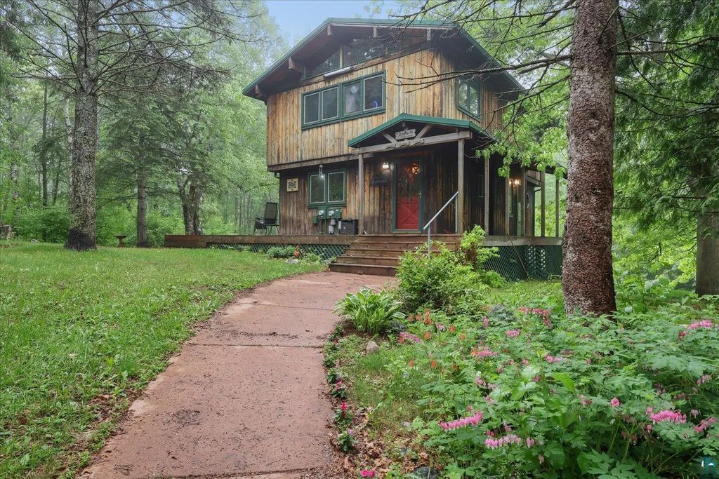 5038 Morris Thomas Rd, Hermantown
