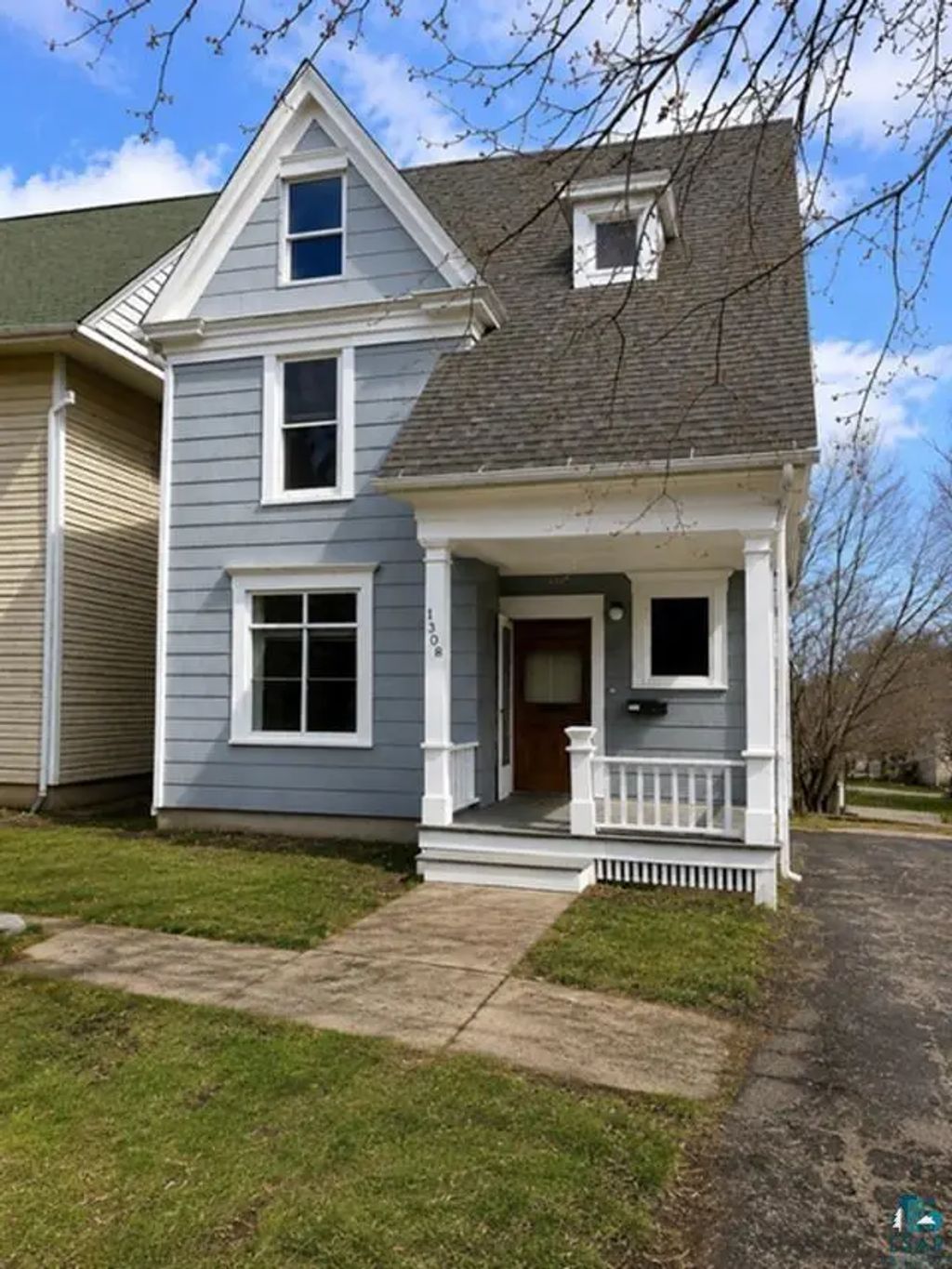 1308 E 4th Street, Duluth