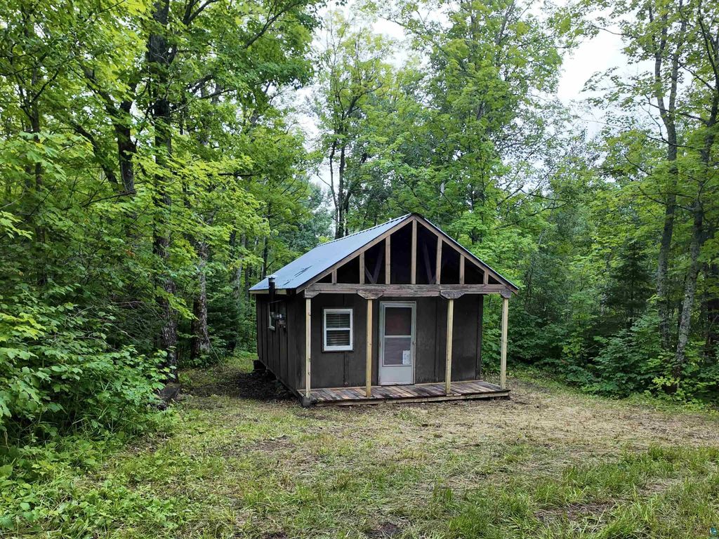 760 Caspers Hill Rd, Grand Marais
