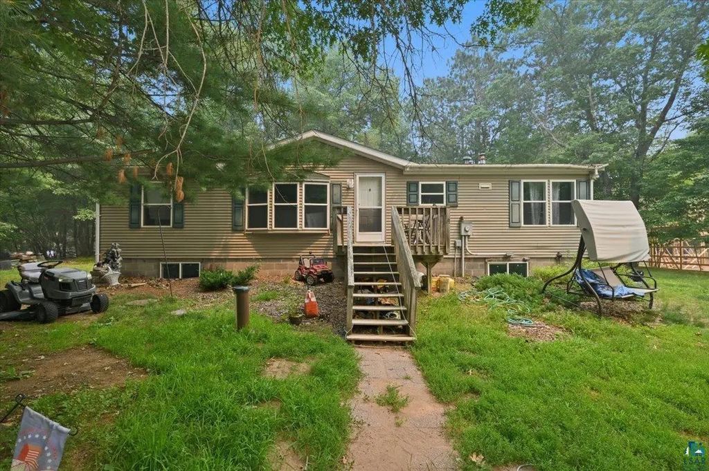 30234 Dove Rd, Danbury