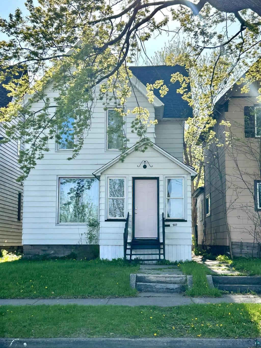 507 N 56th Ave W, Duluth
