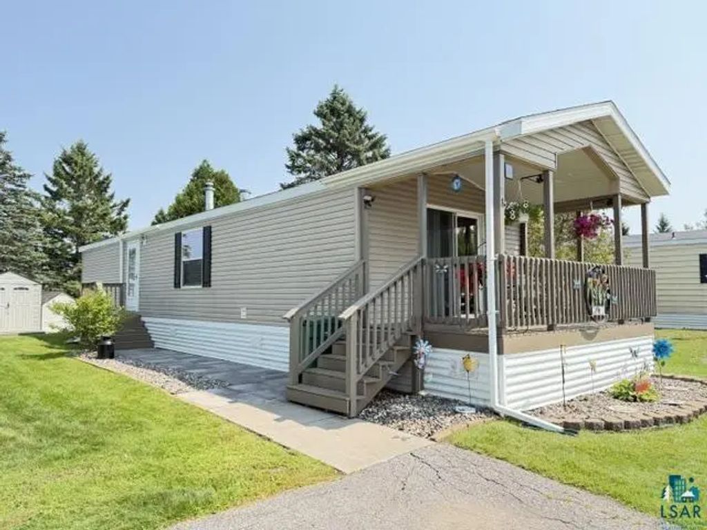 8 Balsam Way, Duluth