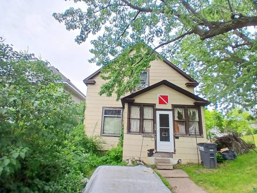 429 N 27th Ave W, Duluth