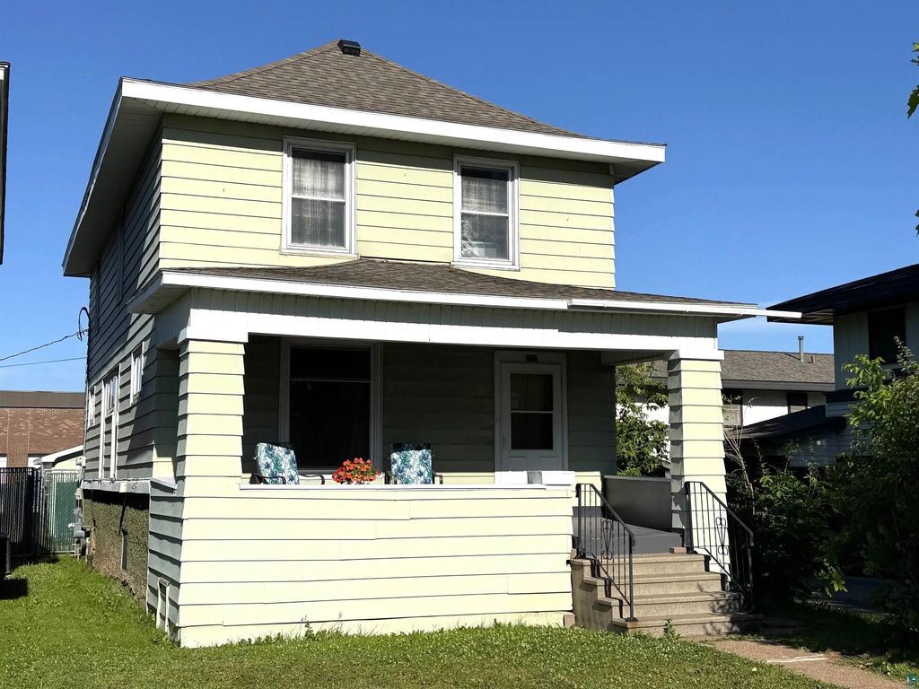 717 Baxter Ave, Superior
