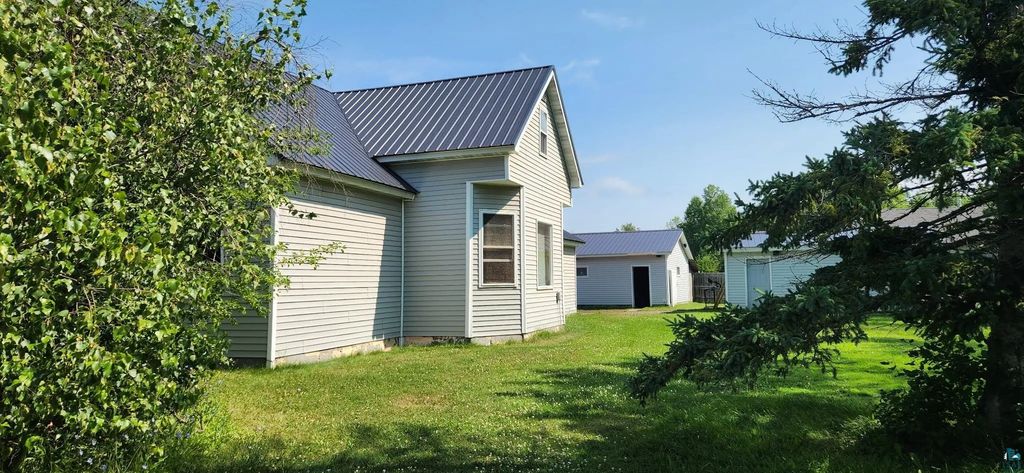 1800 Ellis Ave, Ashland