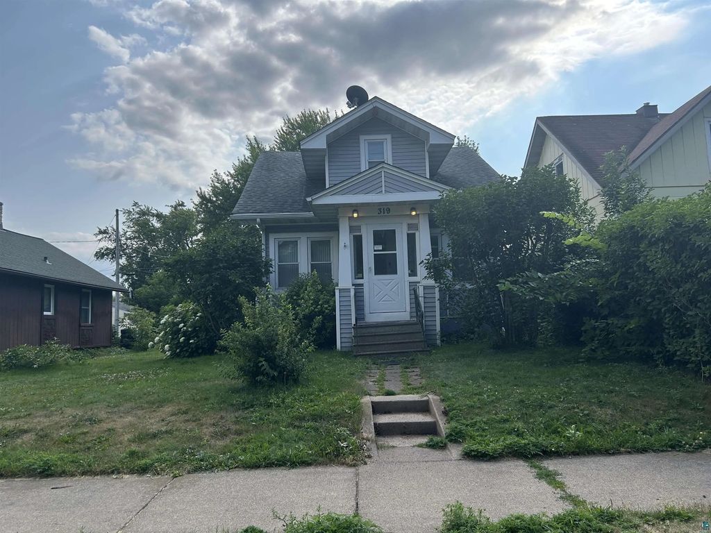 319 N 83rd Ave W, Duluth