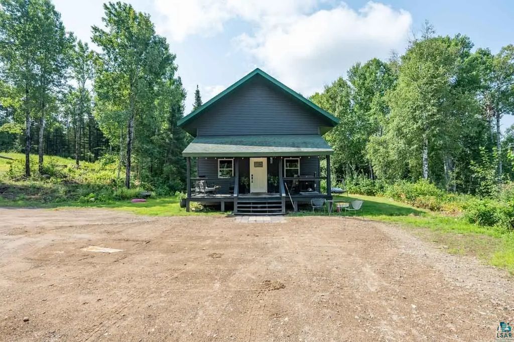 7603 Levander Rd, Embarrass