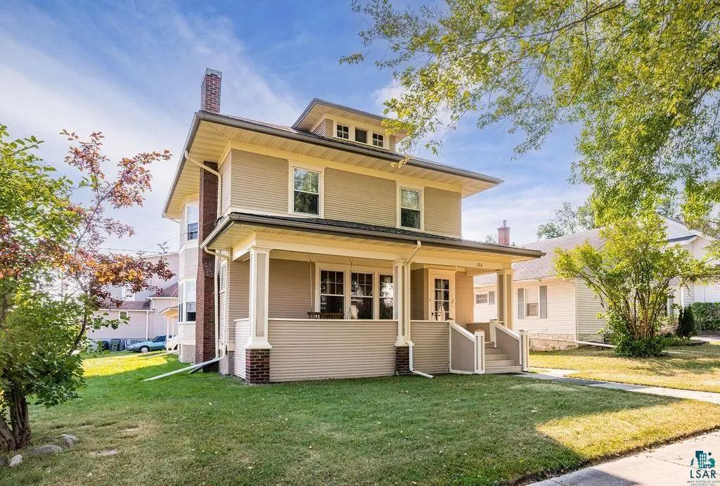 102 9th St, Cloquet