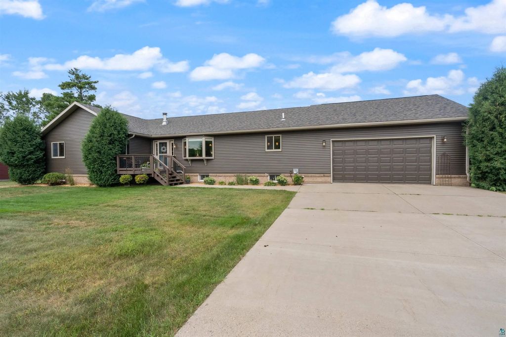 509 16th Ave W, Eveleth