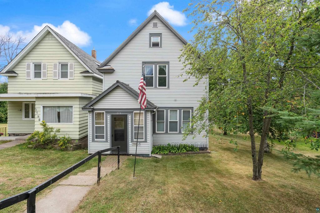 3724 W 7th St, Duluth