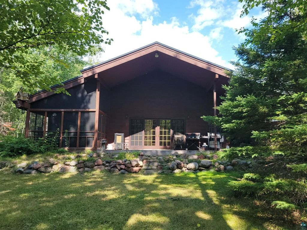 181 Linnell Rd, Grand Marais