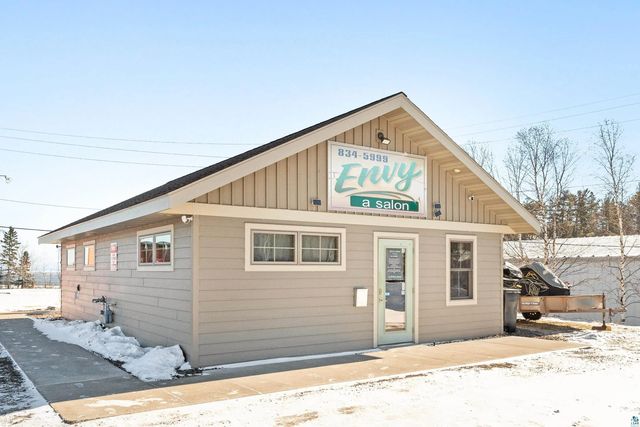 610 4th St, Two Harbors