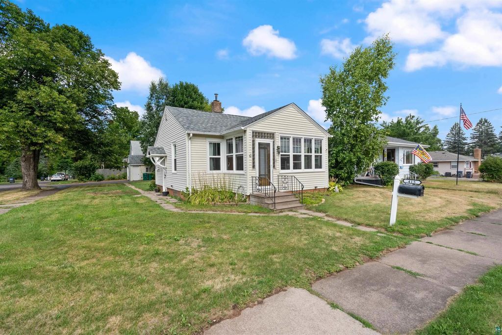 415 W Mcgonagle St, Duluth