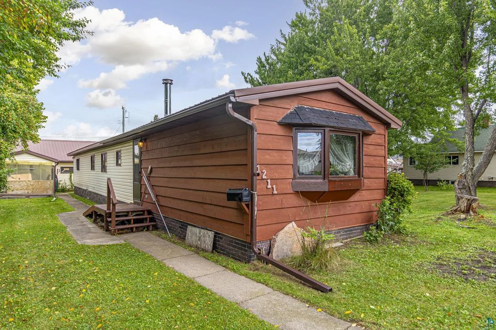 1211 E Camp St, Ely