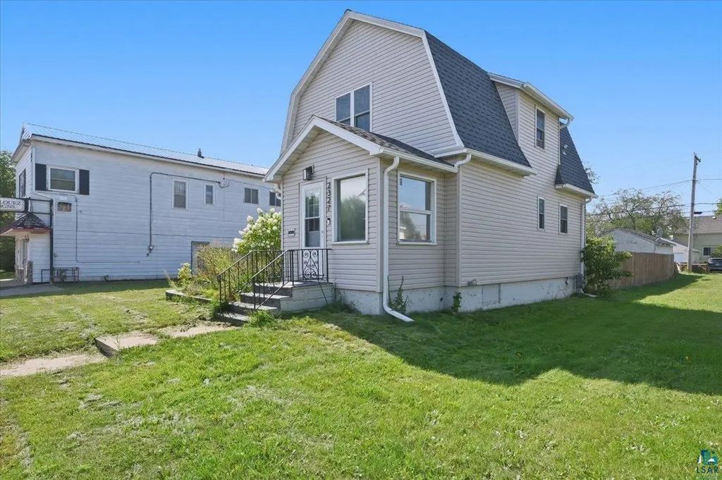 2327 Tower Ave, Superior