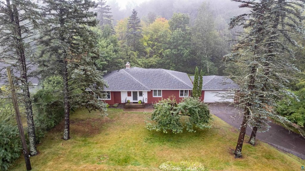 620 W Arrowhead Rd, Duluth