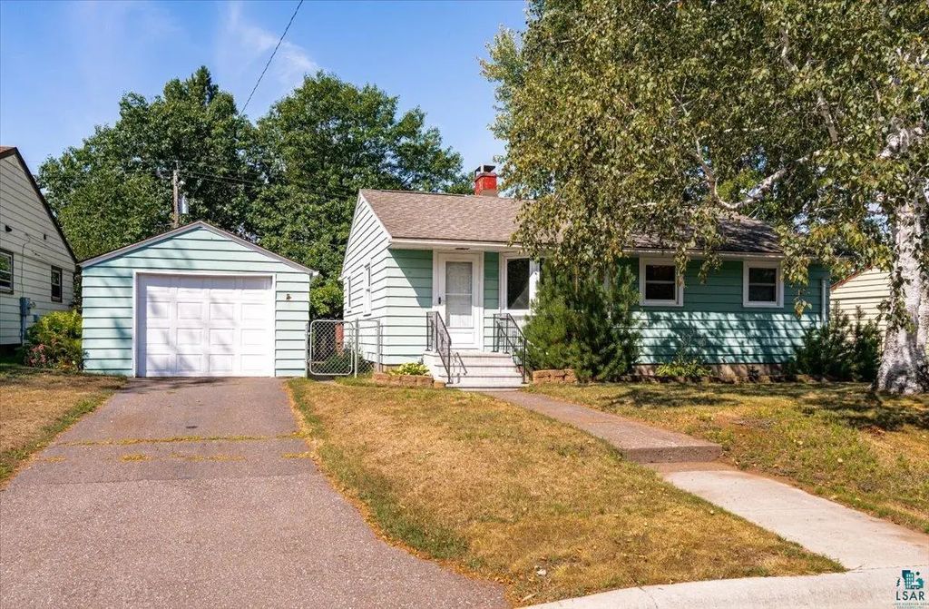 514 W Webbeking Dr, Carlton