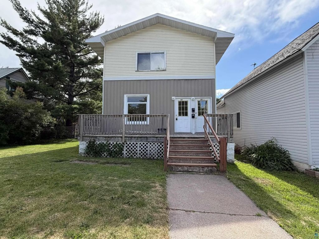 609 10th Ave W, Ashland