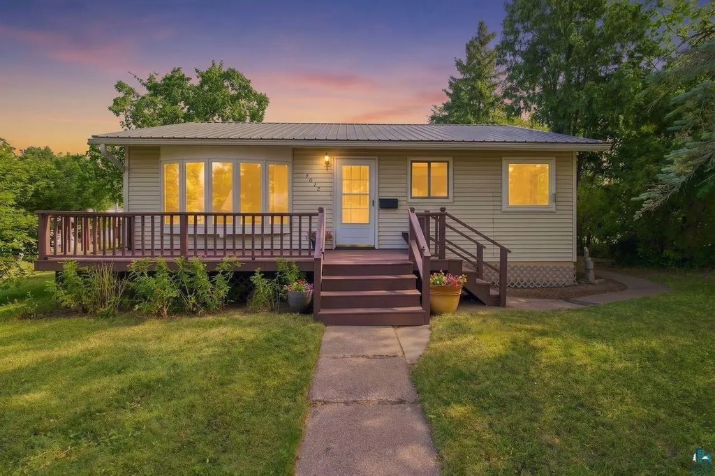 1018 2nd Ave W, Ashland