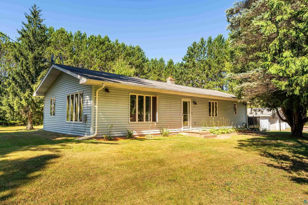 1383 Halvorson Rd, Cloquet