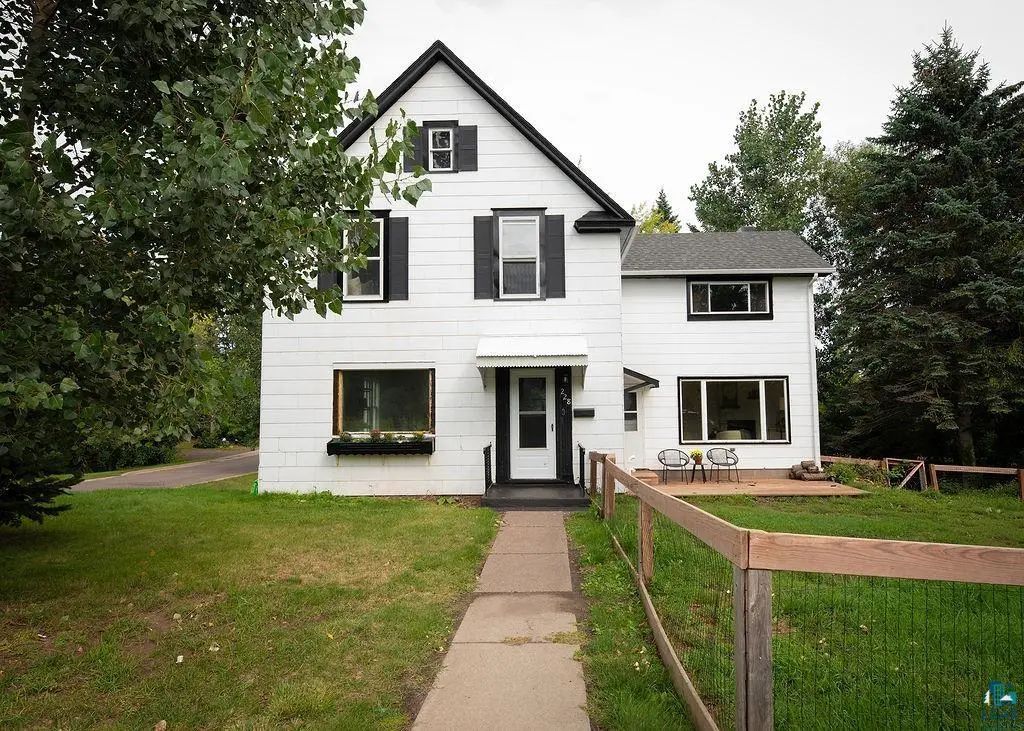 228 N 42nd Ave E, Duluth