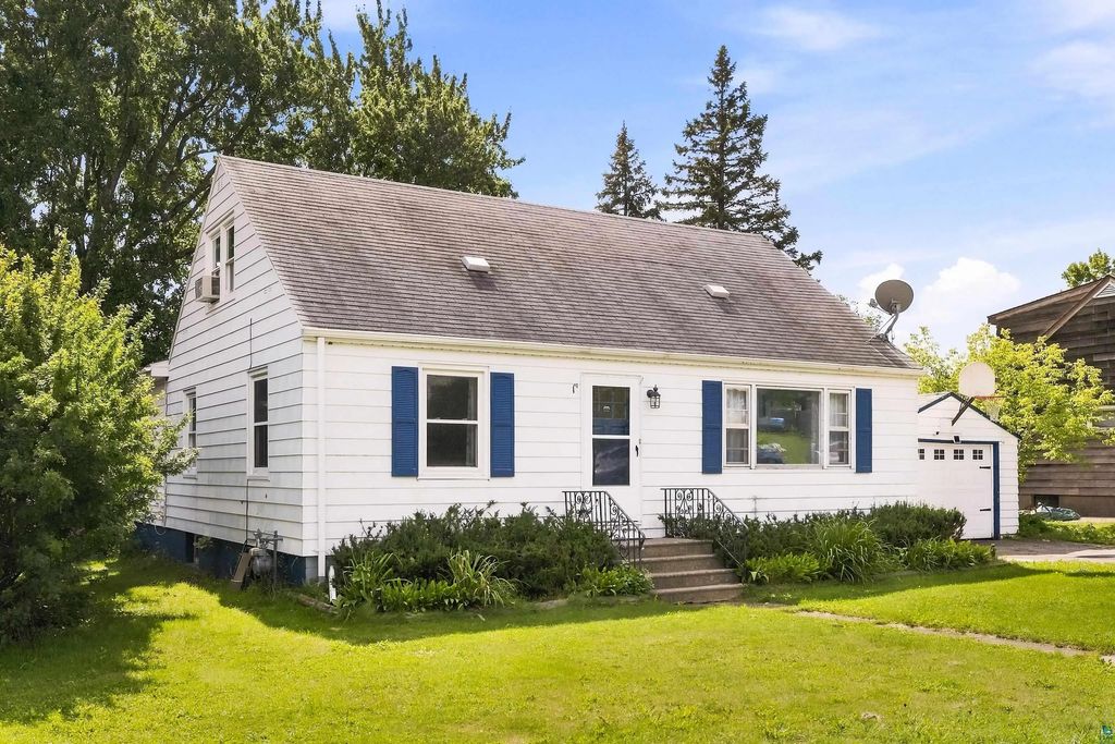 436 E Oxford St, Duluth